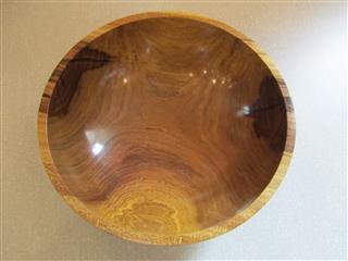 Geoff Hunt's highly commended laburnum bowl